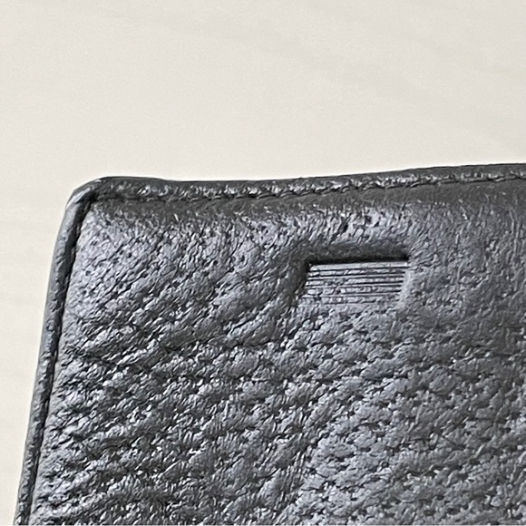 ❤️SOLD❤️Gucci black leather Animalier bee bifold wallet unisex - Picture 5 of 11